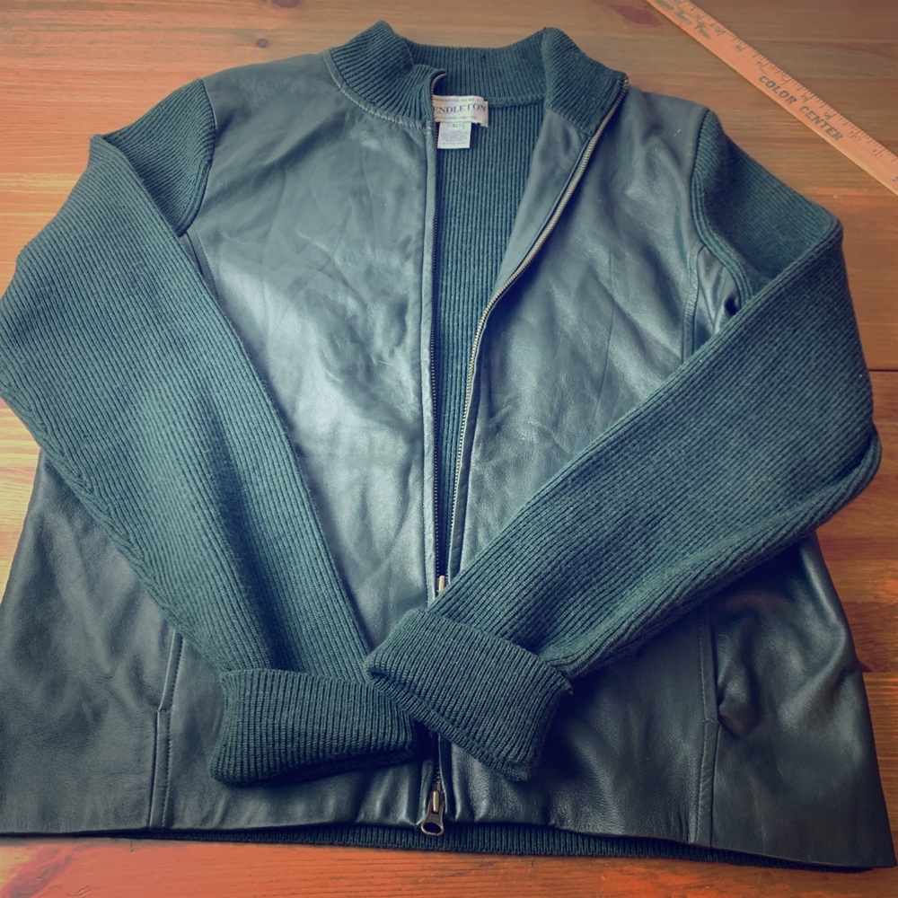 Pendleton Sweater Wleather Front Jacket Size L - image 1